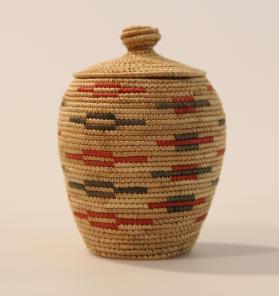 Basket with lid