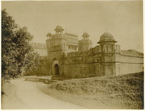 The Delhi Gate