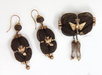 Mourning jewelry, set of 3 pieces