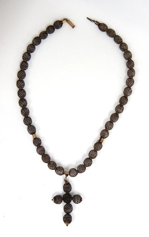 Mourning necklace