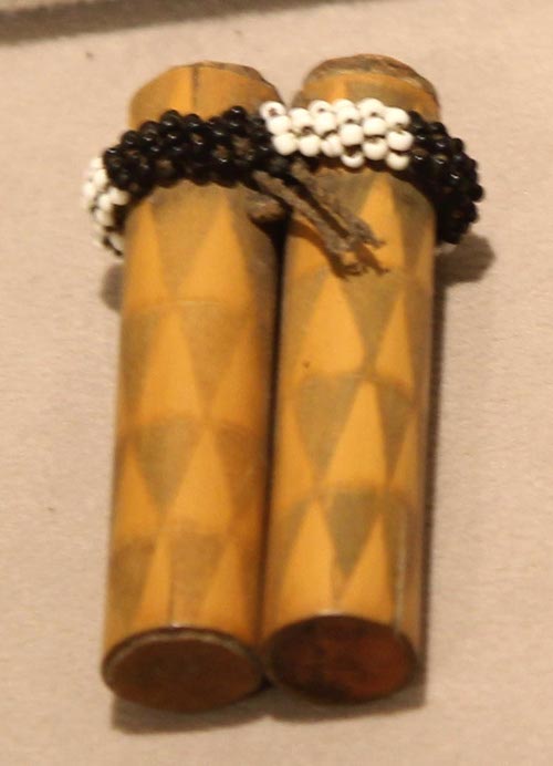 Snuff containers