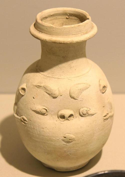Bes effigy jar