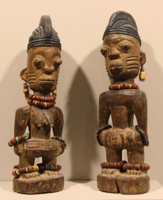Ibeji twin figures