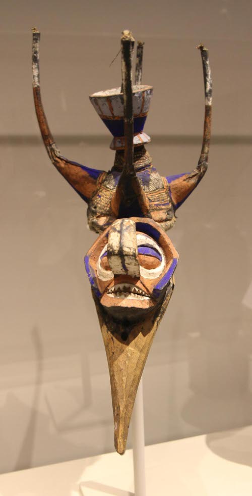 Mask Ndemba