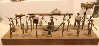 Procession with chief figurines