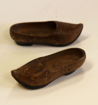 Miniature shoes