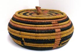 Basket with lid