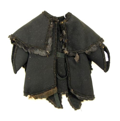 Doll's cape