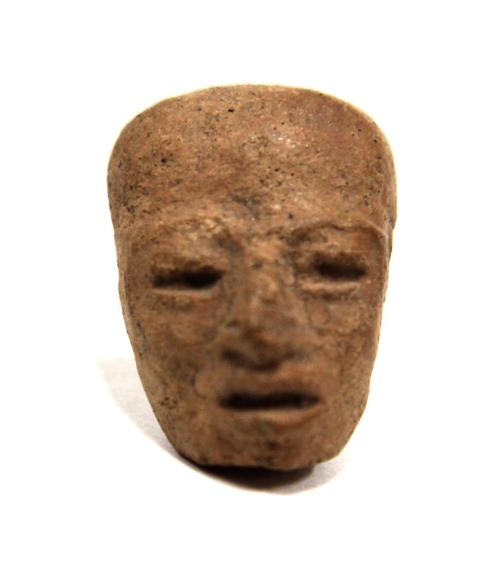 Figurine fragment: head
