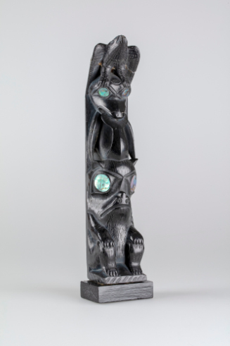 Model totem pole
