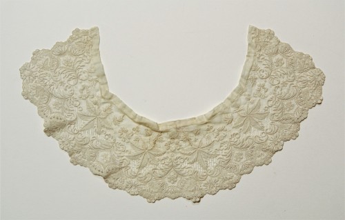 Collar