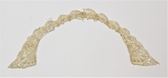 Ribbon lace