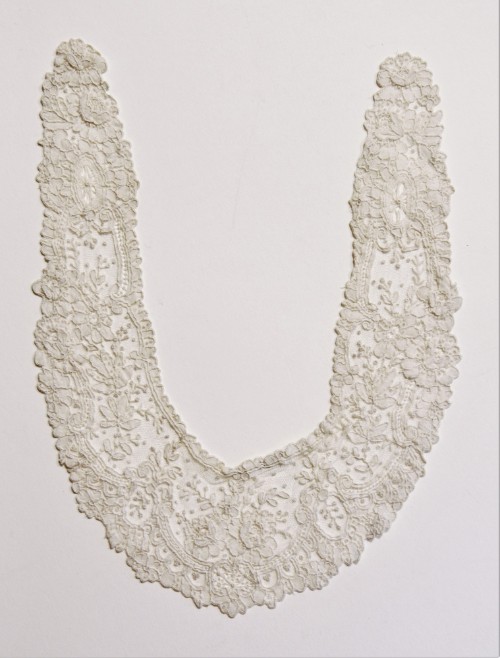 Collar