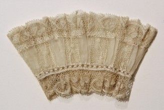 Lace cuff
