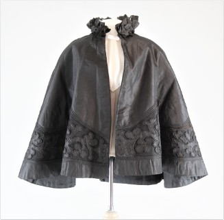 Woman's cape