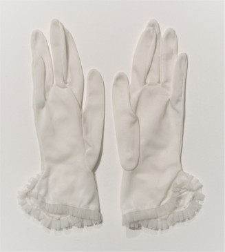 Woman's gloves