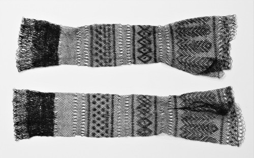 Mitts