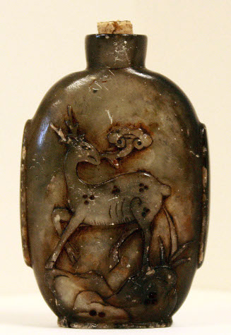 Snuff bottle