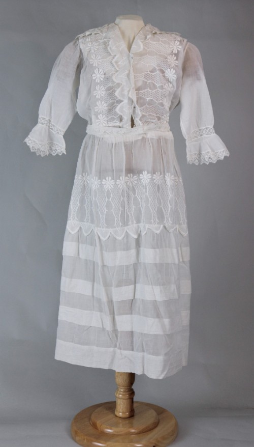 Woman's dress