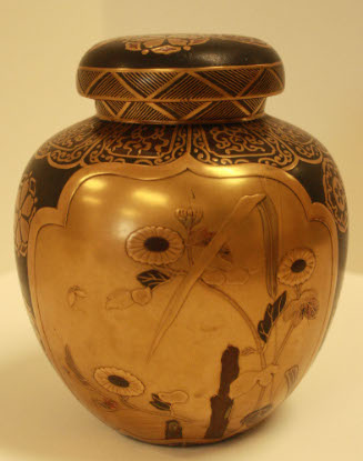 Tea caddy