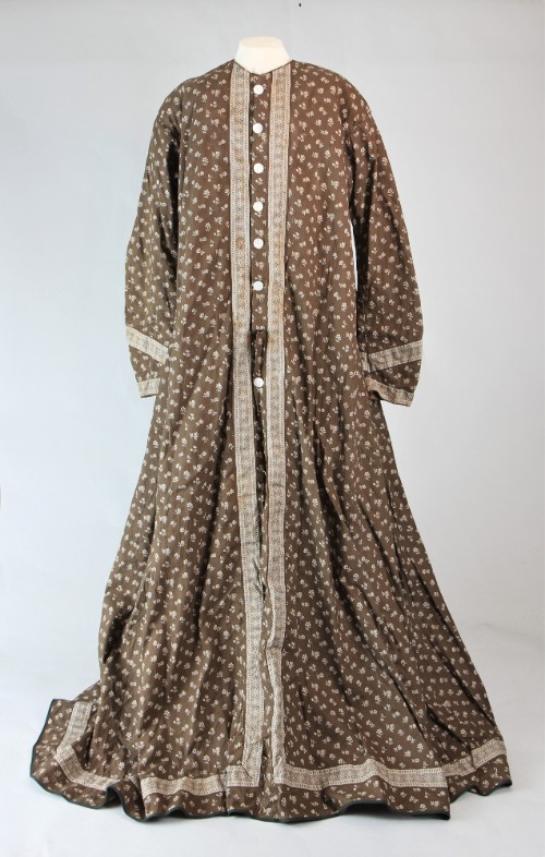 Dressing gown