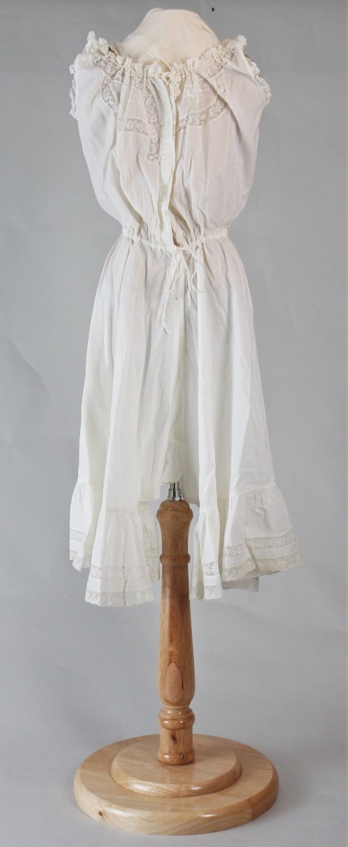 Woman's underwear, combination