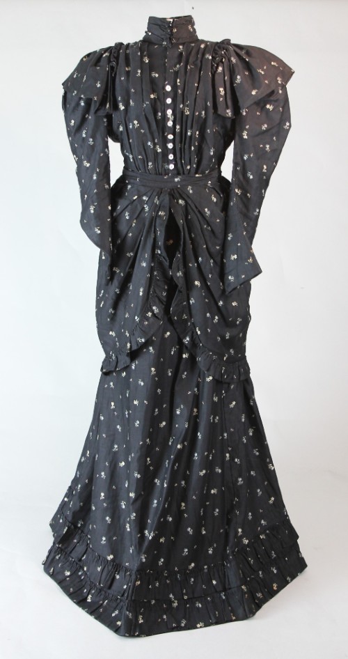 Woman's dress