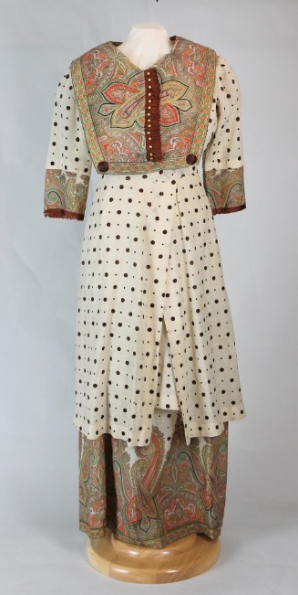 Woman's dress