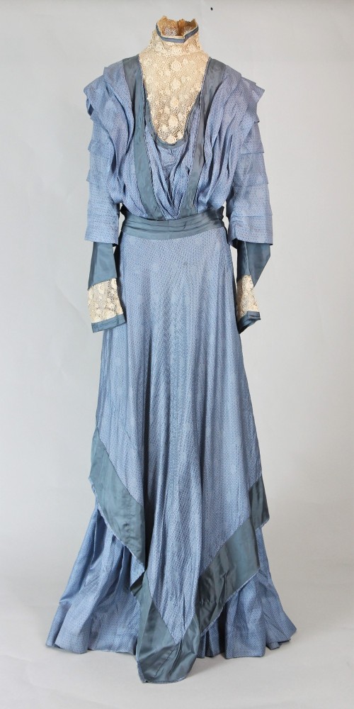 Woman's dress