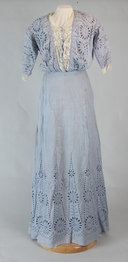 Woman's dress