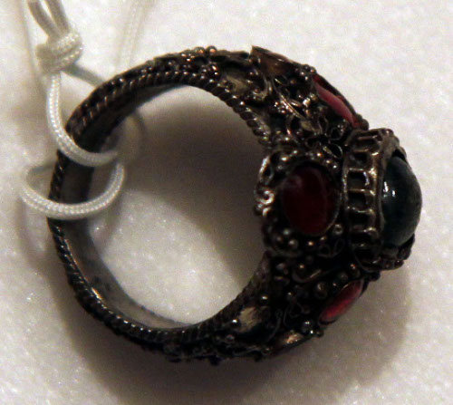 Ring