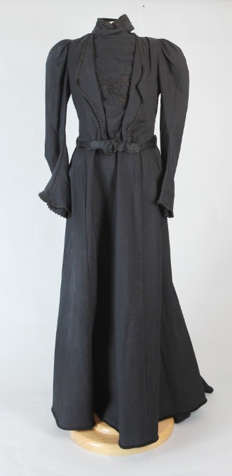 Woman's dress