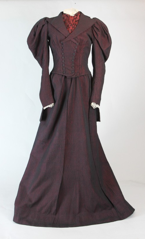 Woman's dress