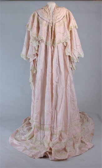 Dressing gown