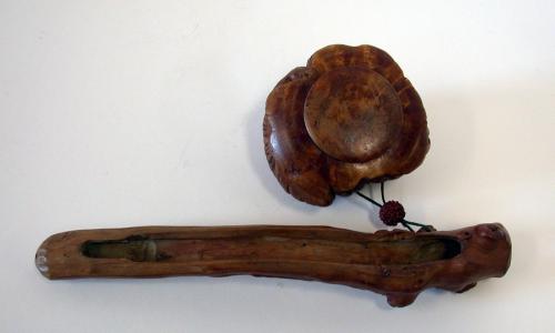 Pipe and pipe case with tobacco case