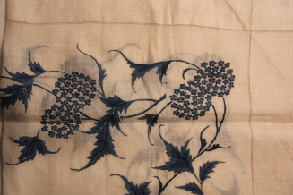Luncheon cloth