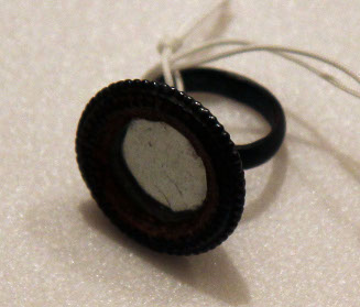 Mirror ring