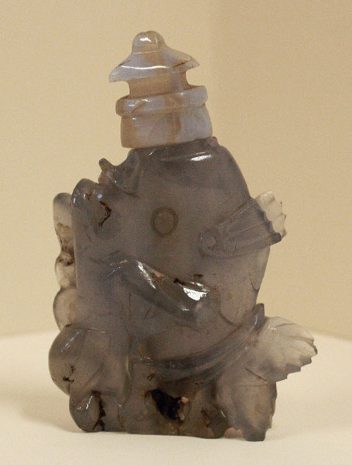 Snuff bottle