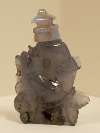 Snuff bottle