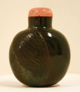 Snuff bottle