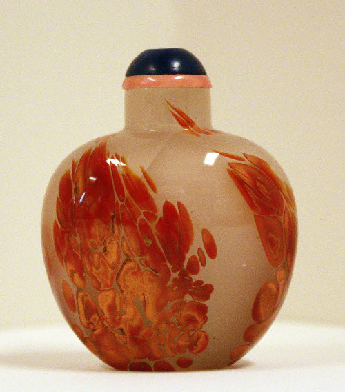Snuff bottle