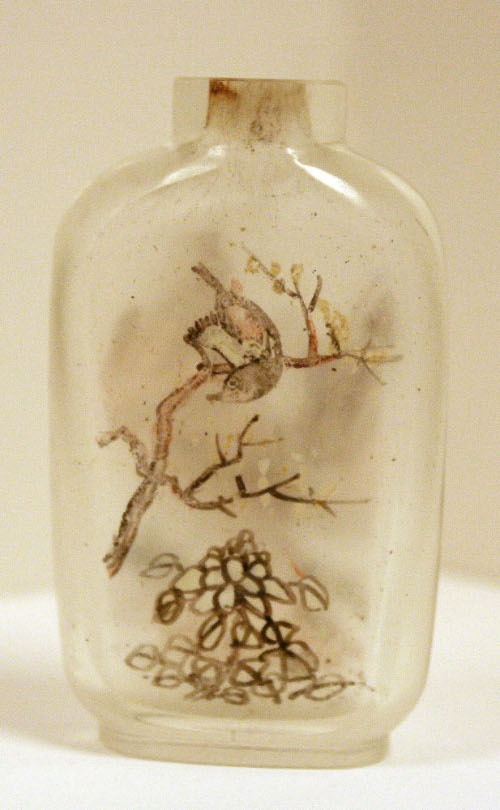Snuff bottle
