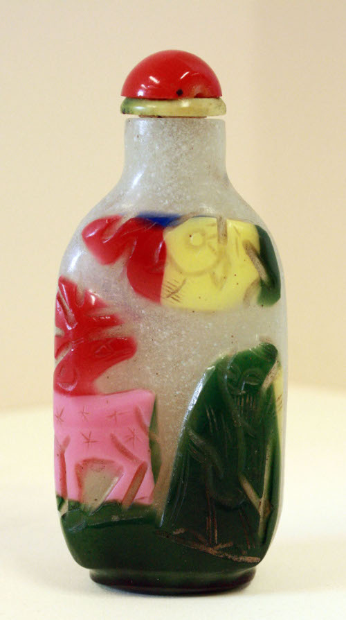 Snuff bottle