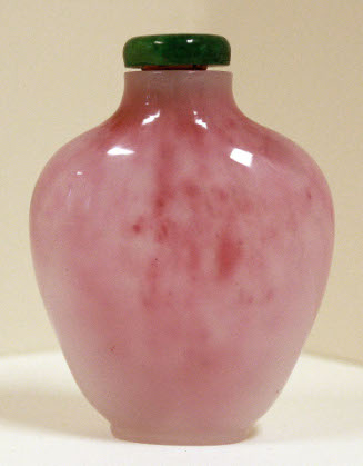 Snuff bottle