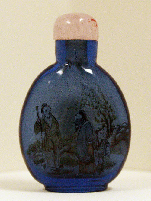 Snuff bottle