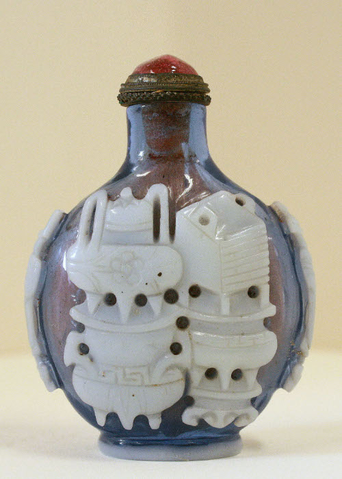 Snuff bottle