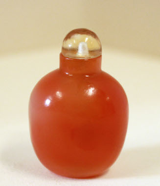 Snuff bottle