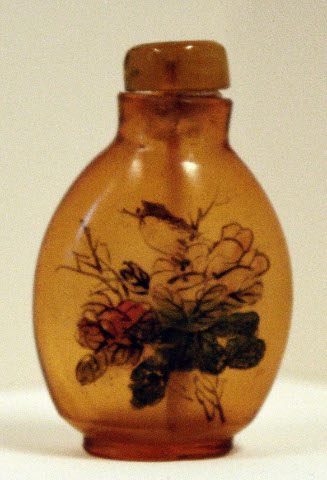 Snuff bottle