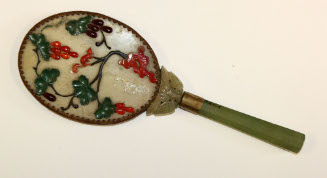 Hand mirror with case