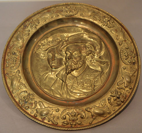 Plate